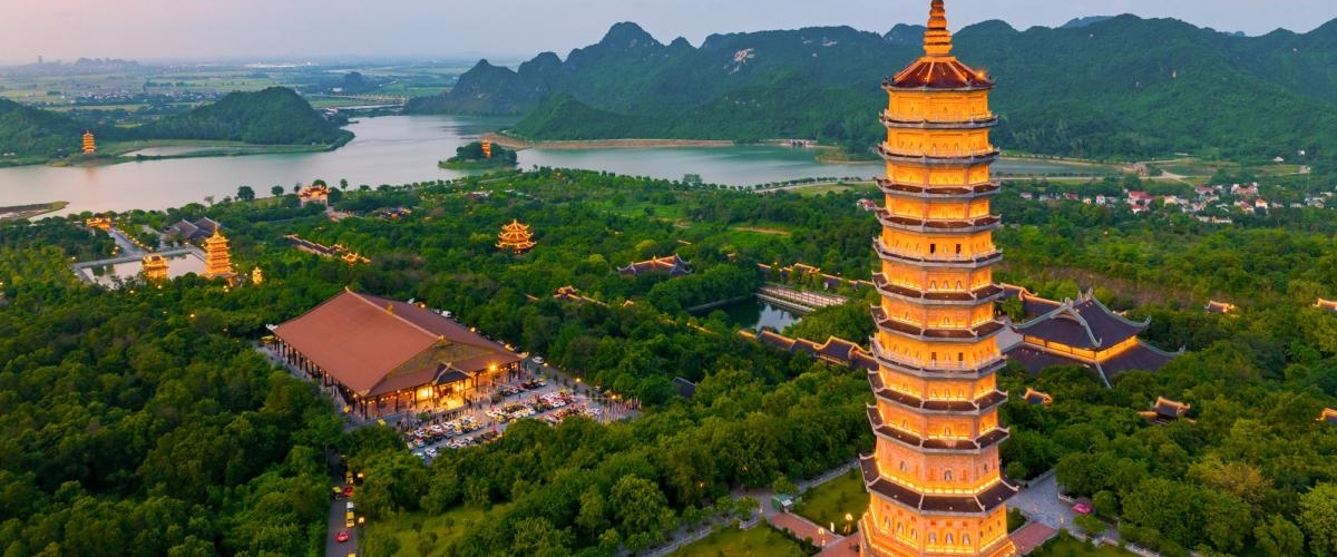 NINH BINH EXCURSION 2 DAYS/1NIGHT  STAY AT BUNGALOW / HOTELS 3*- 4*