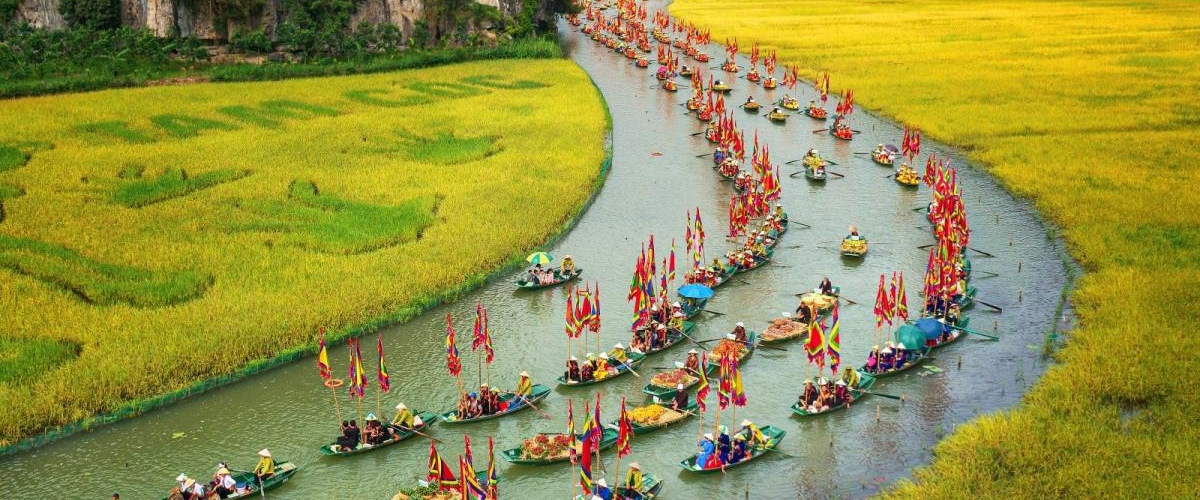 HOA LU - TAM COC  - 1 DAY TRIP BY LIMOUSINE (Cycling)