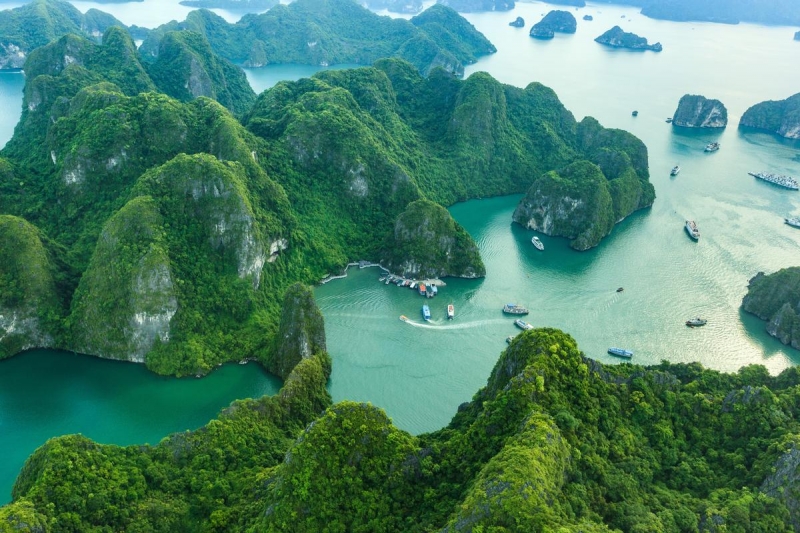 HALONG BAY -  DAY TOUR ON LUXURY CRUISE