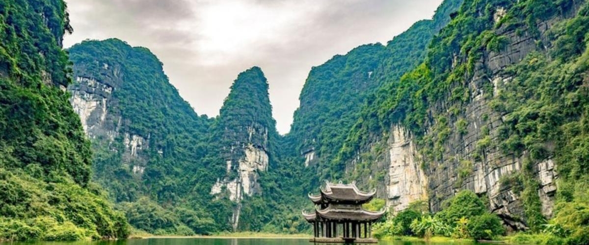 HOA LU – TRANG AN - MUA CAVE - 1 DAY TRIP BY LIMOUSINE (Cycling)