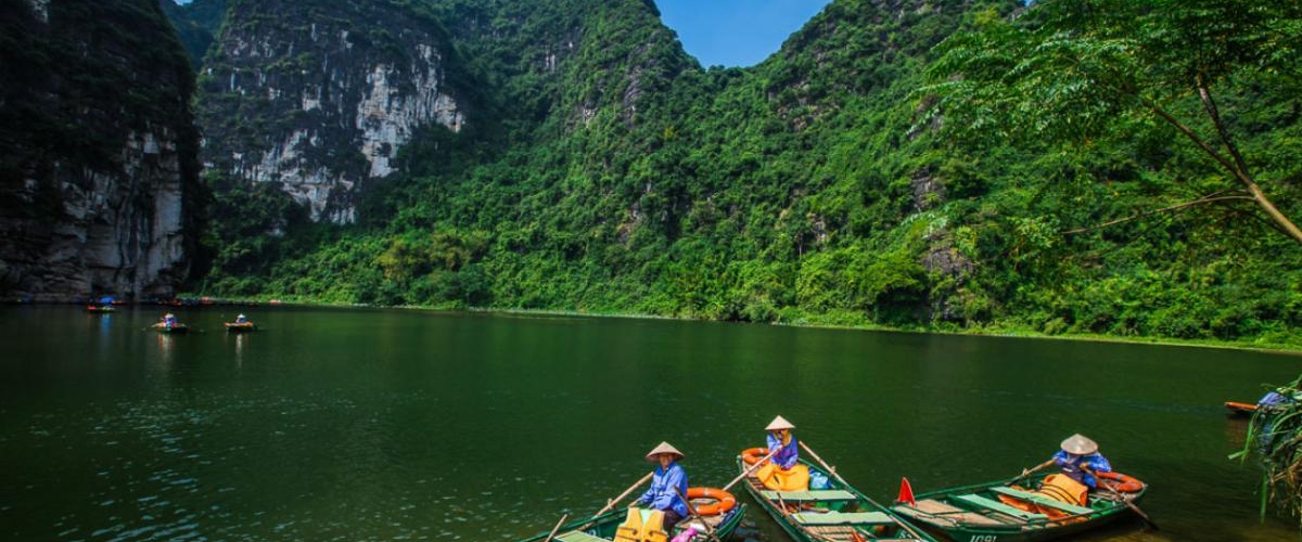 HOA LU - TAM COC - MUA CAVE - 1 DAY TRIP BY LIMOUSINE (Cycling)