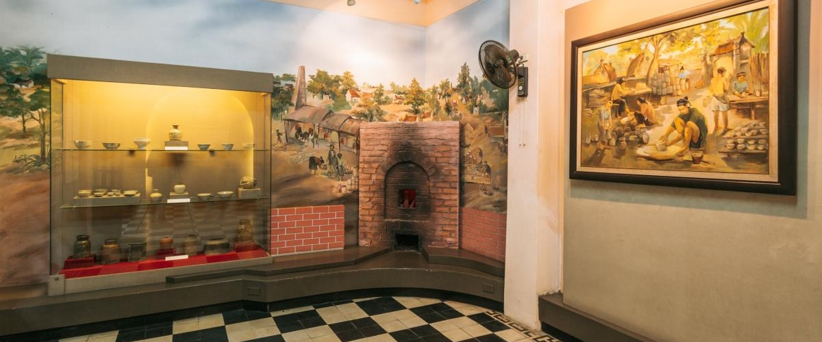 Discovery Inside Hanoi City by Jeep Experience