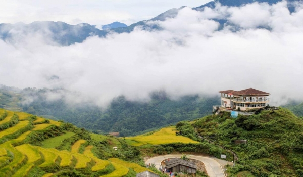 Cat Cat village (FROM SAPA – HALF DAY TOUR)